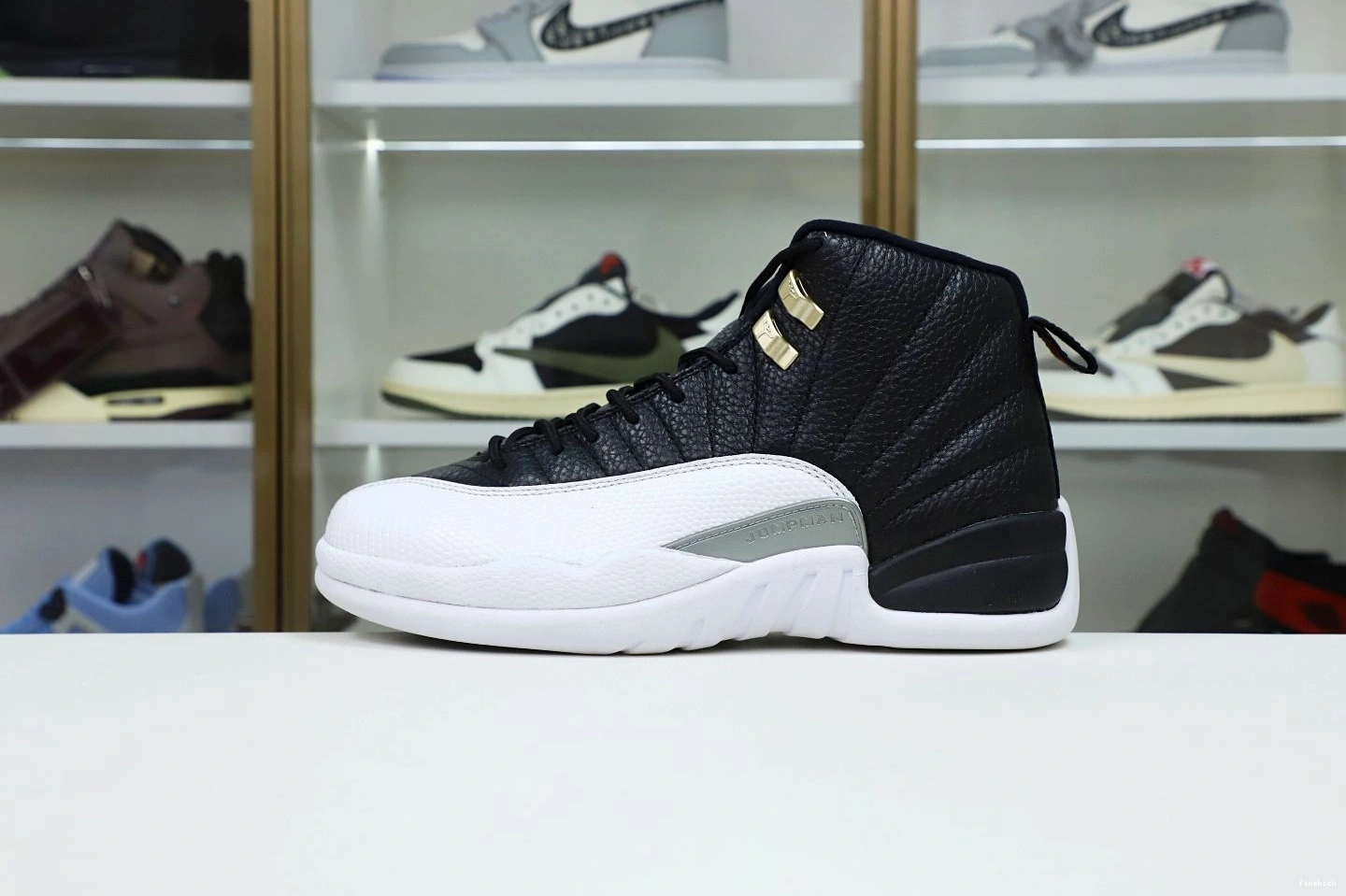 PLAYOFFS RETRO JORDAN 2022 AIR 12 0311